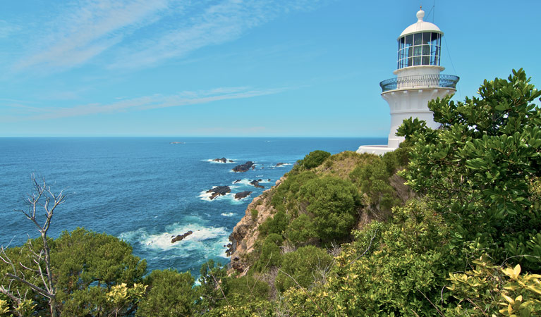 Sugarloaf Point Lighthouse Keepers’ Cottages | lodging | Seal Rocks Lighthouse Walk, Seal Rocks NSW 2423, Australia | 0265910300 OR +61 2 6591 0300