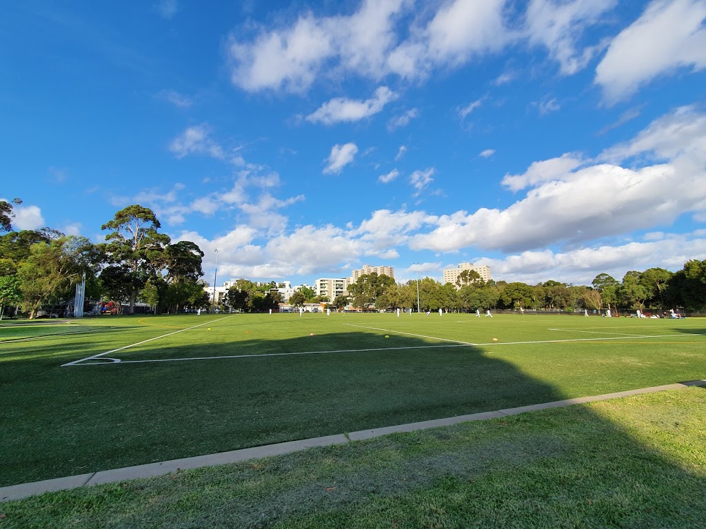 JJ Holland Park | park | Childers St, Kensington VIC 3031, Australia