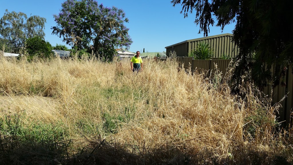 Shepparton mini diggers and landscaping | 1282 Lancaster-Mooroopna Rd, Mooroopna North VIC 3629, Australia | Phone: 0447 772 974
