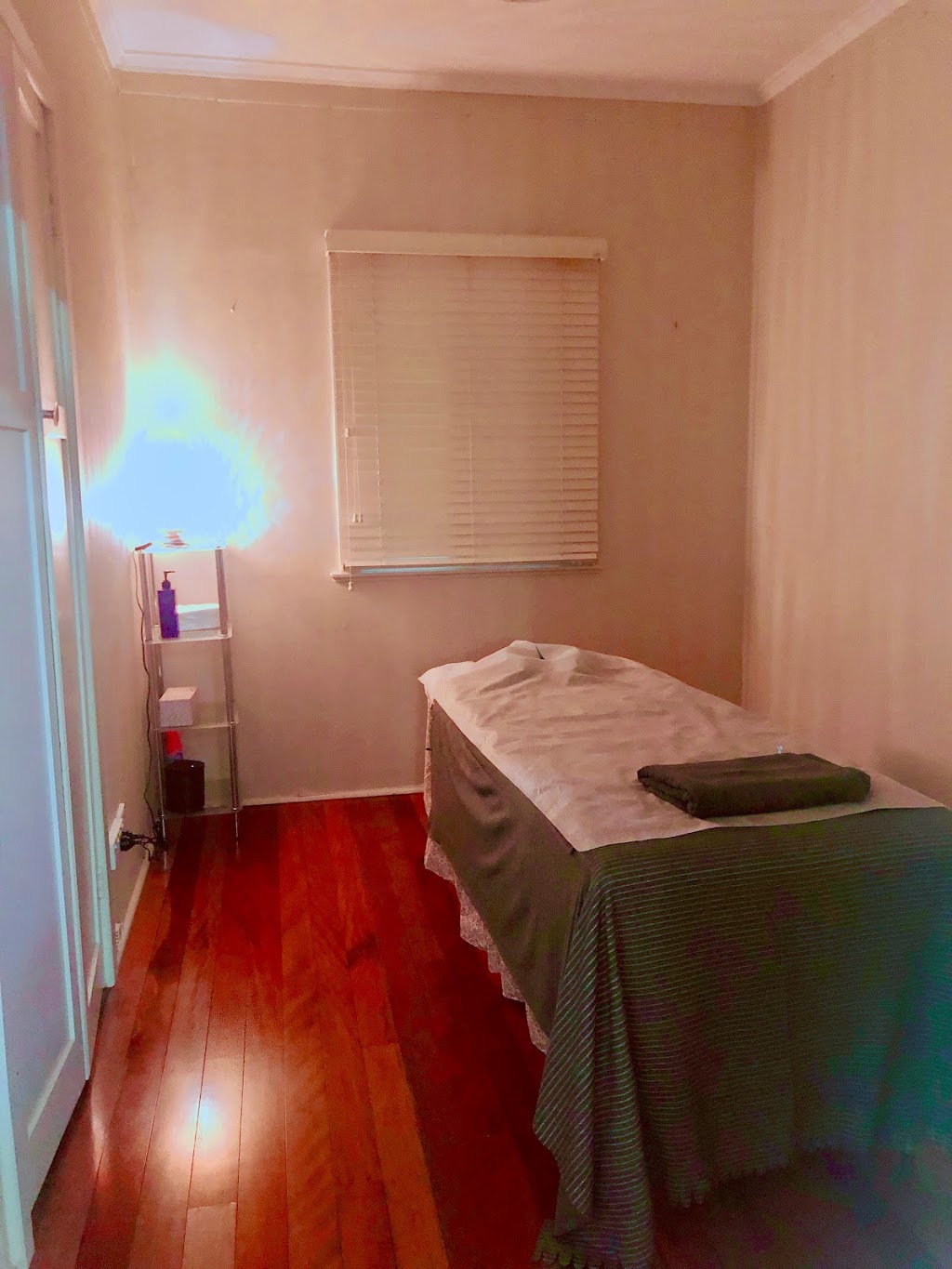 Red Asia Massage Spa | beauty salon | 19 Mayes Ave, Caloundra QLD 4551, Australia | 0403490116 OR +61 403 490 116