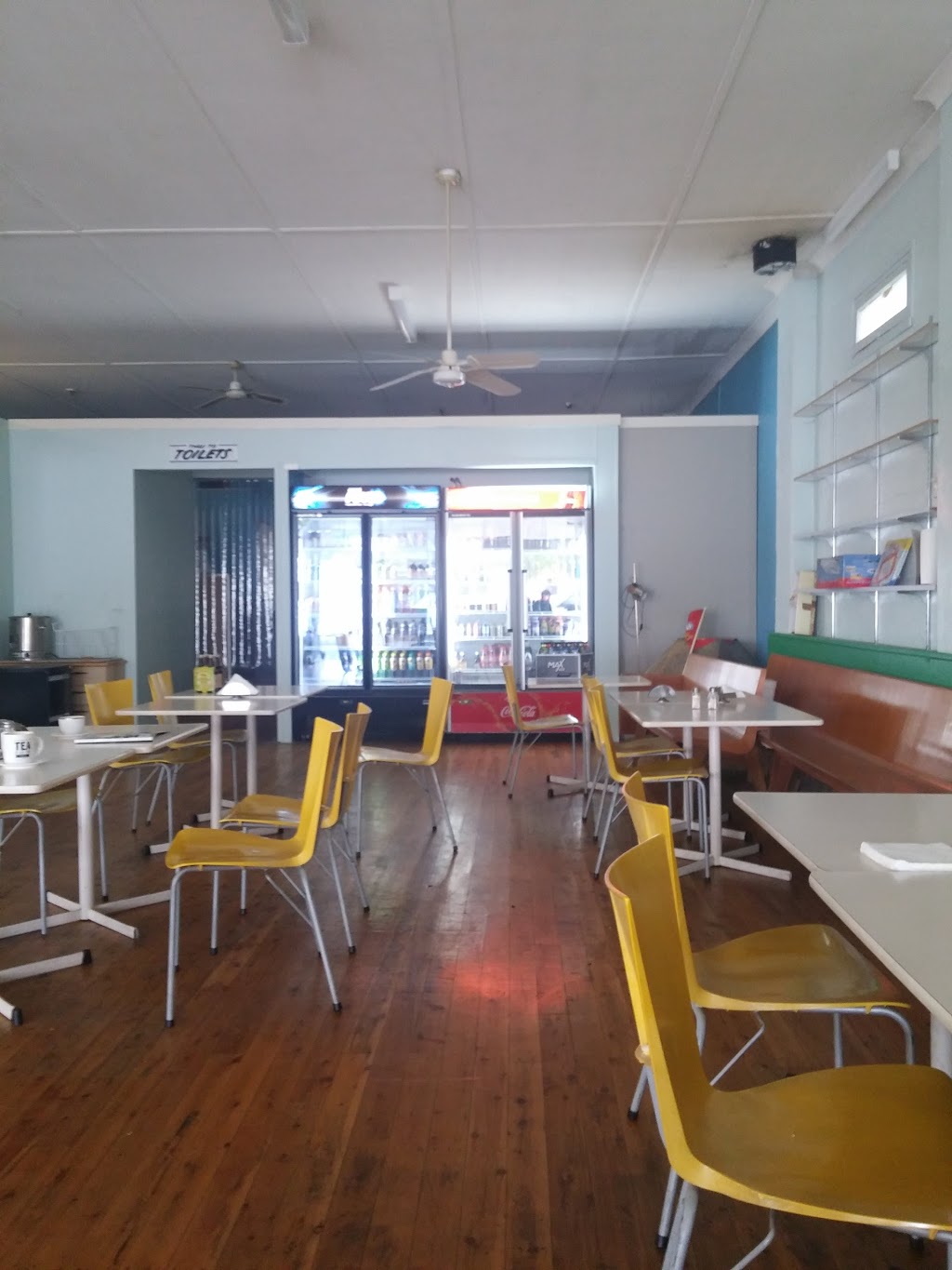 Halfway Restaurant And Cafe | cafe | Tarcutta Cafe, 24 Sydney St, Tarcutta NSW 2652, Australia | 0433822981 OR +61 433 822 981