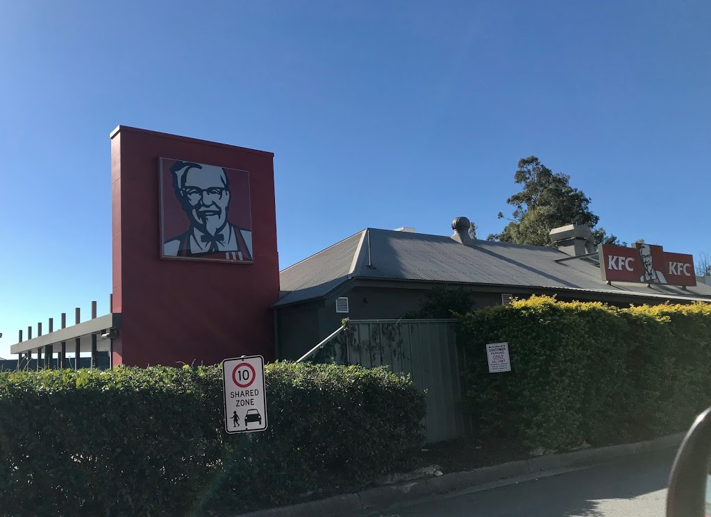 KFC Helensvale | restaurant | 20 Siganto Dr, Helensvale QLD 4210, Australia | 0755730073 OR +61 7 5573 0073