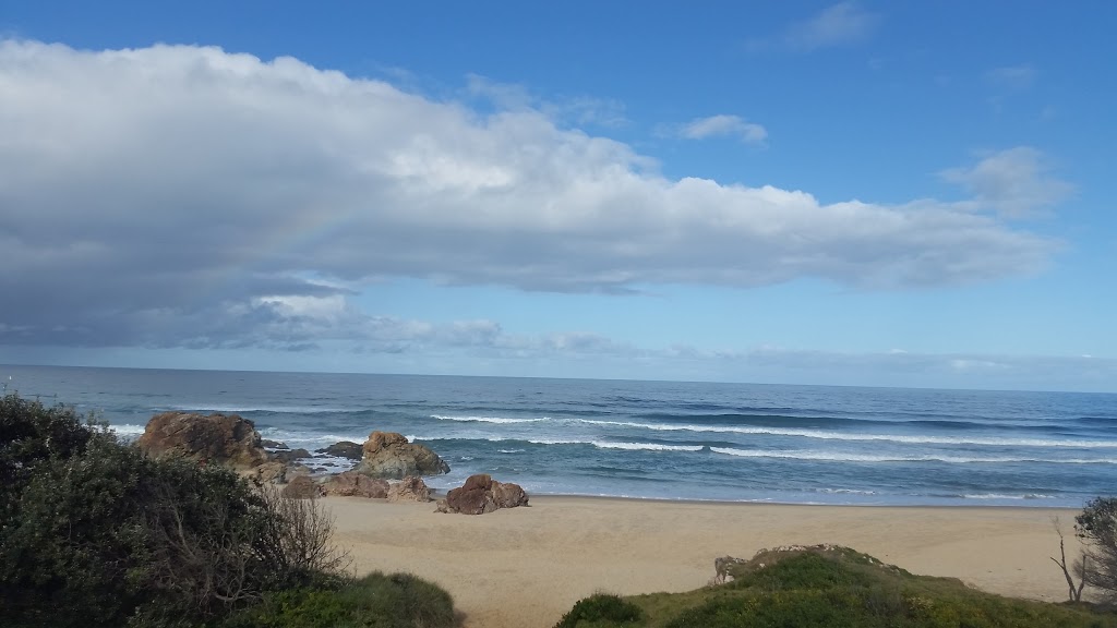 Lighthouse Beach Shopping Village | Watonga St, Port Macquarie NSW 2444, Australia