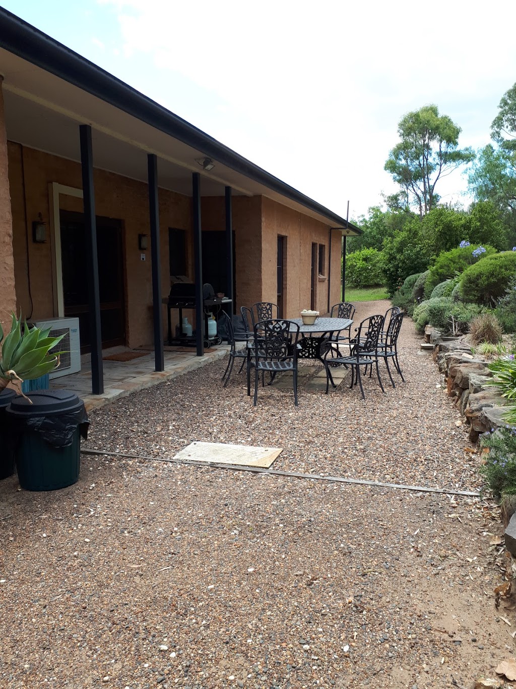 Rocklee Grove | lodging | 187 Wollombi Rd, Broke NSW 2330, Australia | 0299481156 OR +61 2 9948 1156