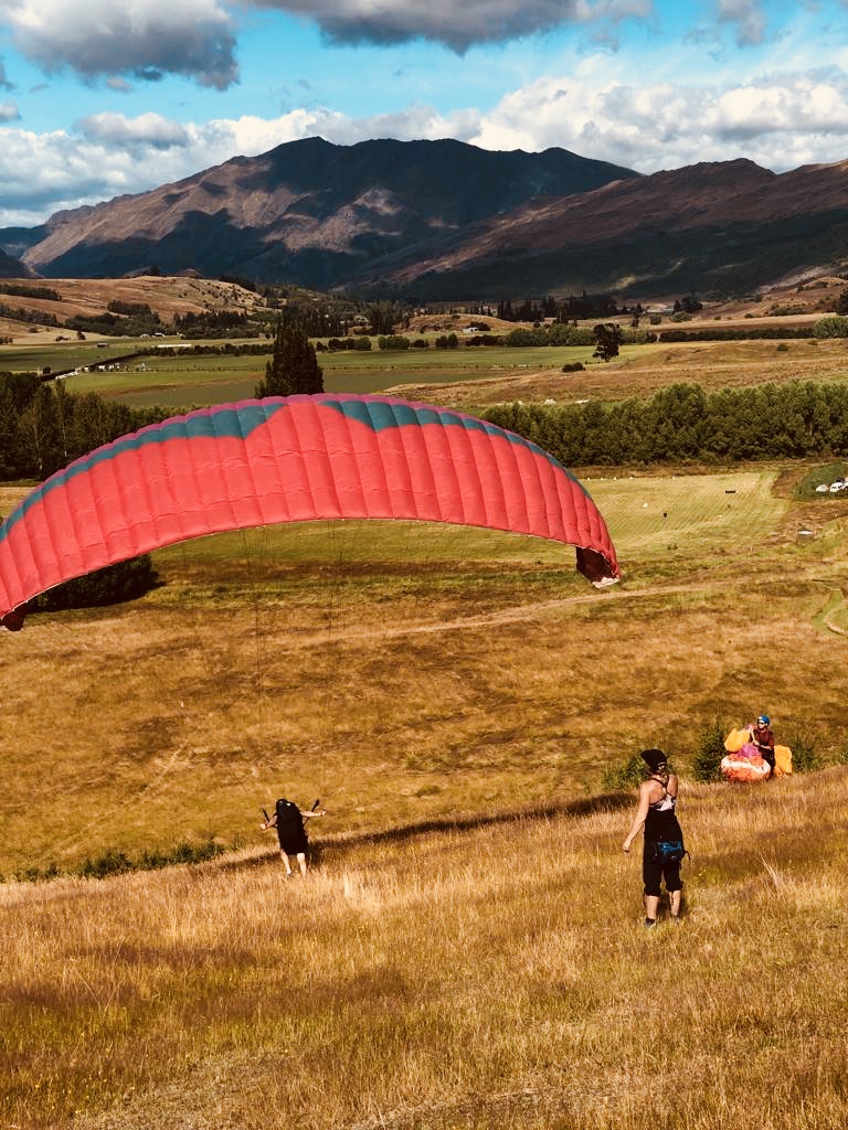 Sky Sports Paragliding & Hang gliding Tandems | travel agency | 6 Triscay Pl, Varsity Lakes QLD 4227, Australia | 0457287200 OR +61 457 287 200