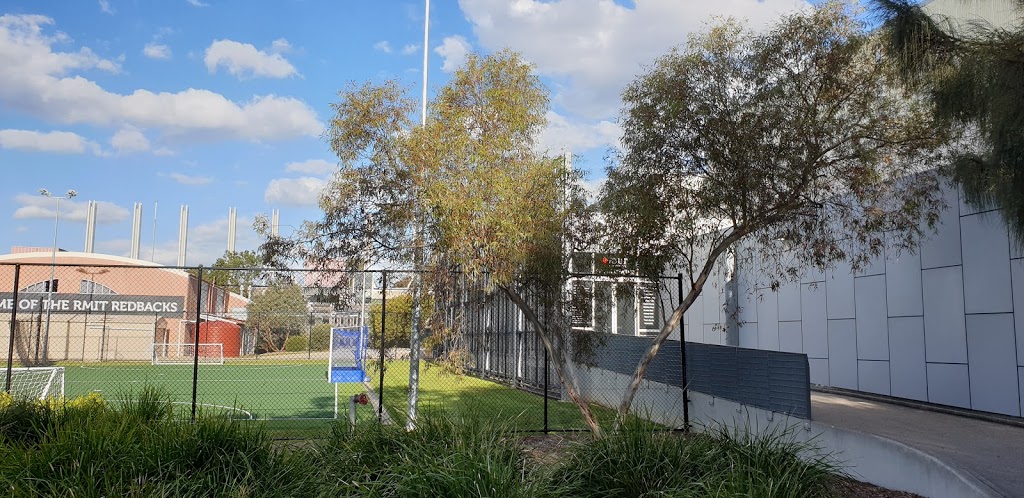 RMIT Sports Centre | university | 203 McKimmies Rd, Bundoora VIC 3083, Australia | 0399257999 OR +61 3 9925 7999