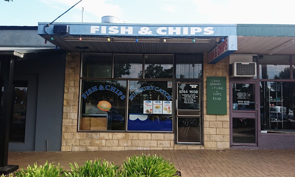 The Sunbury Catch Fish & Chips | restaurant | 54A Macedon St, Sunbury VIC 3429, Australia | 0397441650 OR +61 3 9744 1650