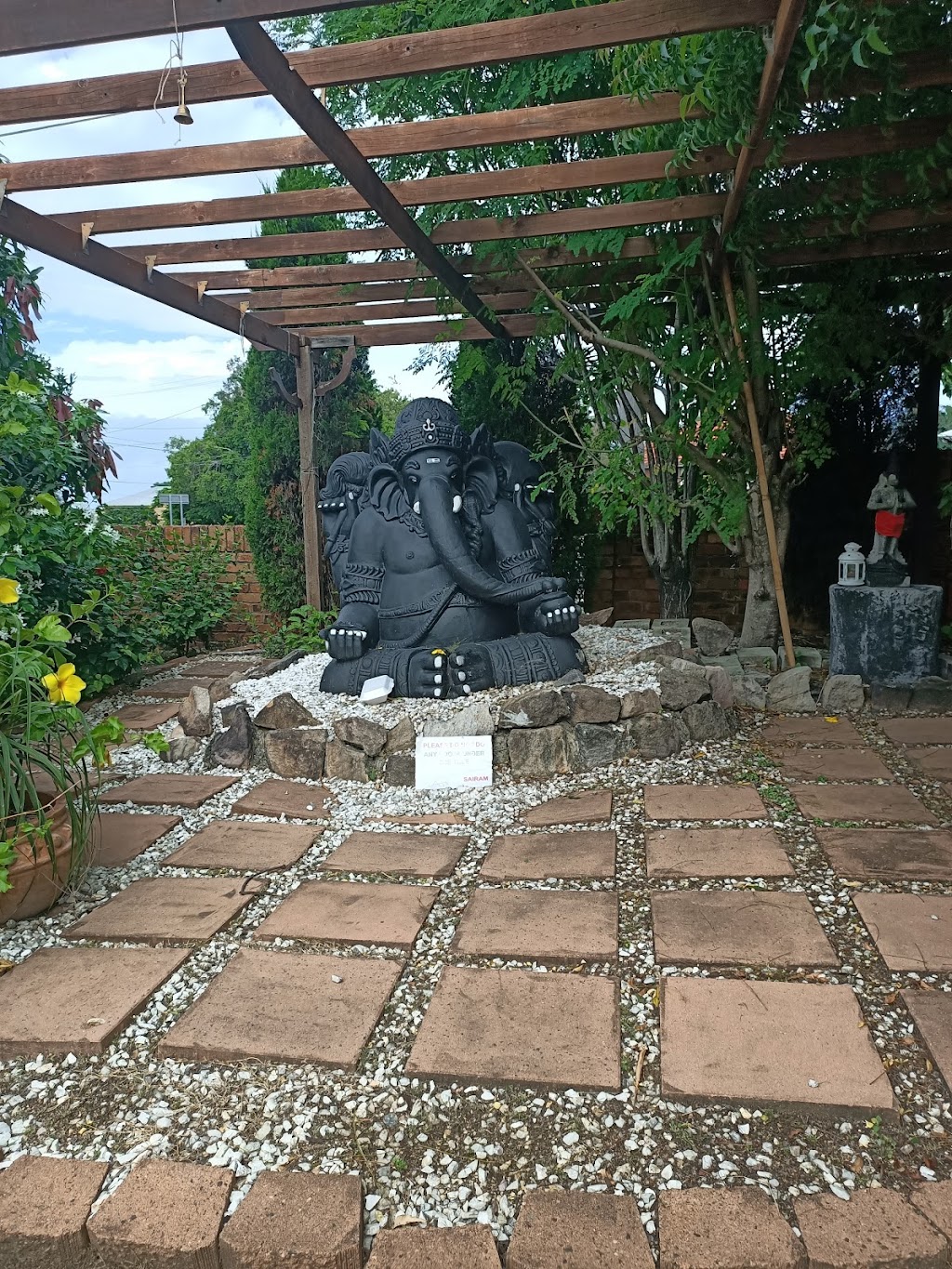 Sai Baba Temple | hindu temple | 1614 Sandgate Rd, Virginia QLD 4014, Australia | 0405392793 OR +61 405 392 793