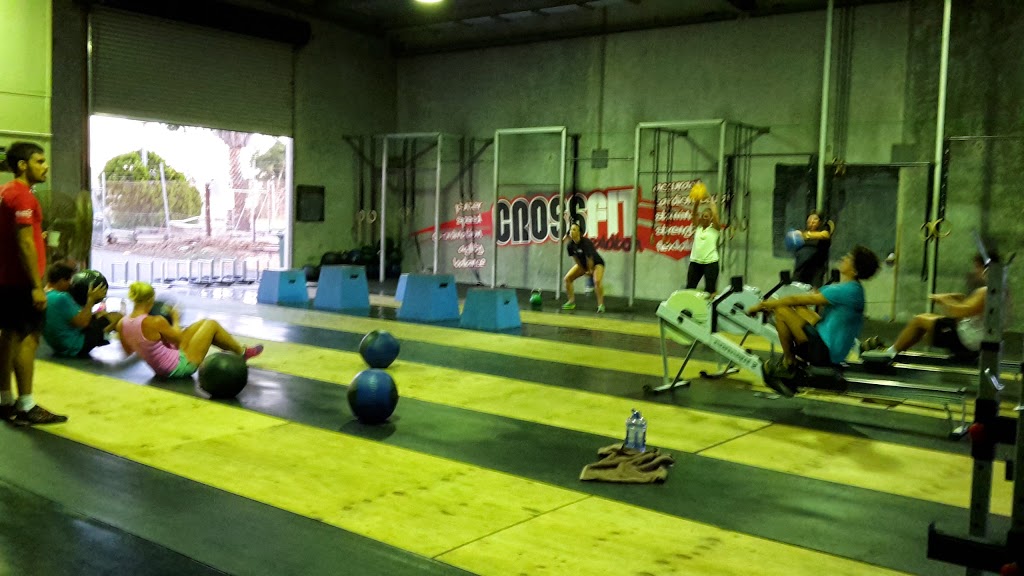 CrossFit Geraldton | gym | 7 St Angelo St, Webberton WA 6530, Australia | 0417933121 OR +61 417 933 121