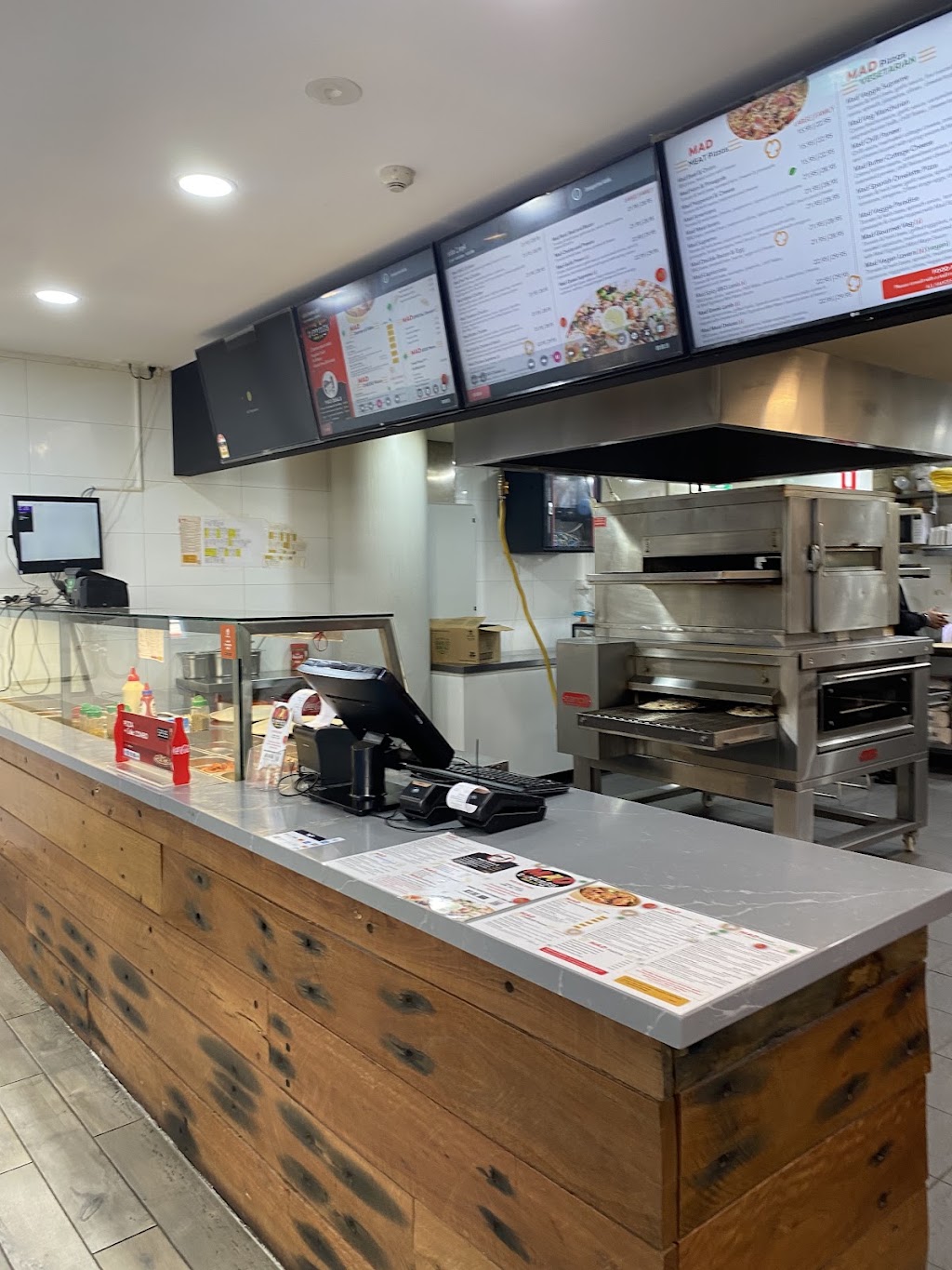 MAD Toppings Penrith | SHOP 4/91 Lord Sheffield Cct, Penrith NSW 2750, Australia | Phone: (02) 7252 3139