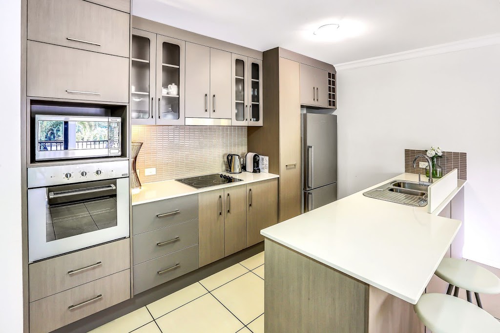 Elysium Apartments | lodging | Palm Cove QLD 4879, Australia | 0740591144 OR +61 7 4059 1144
