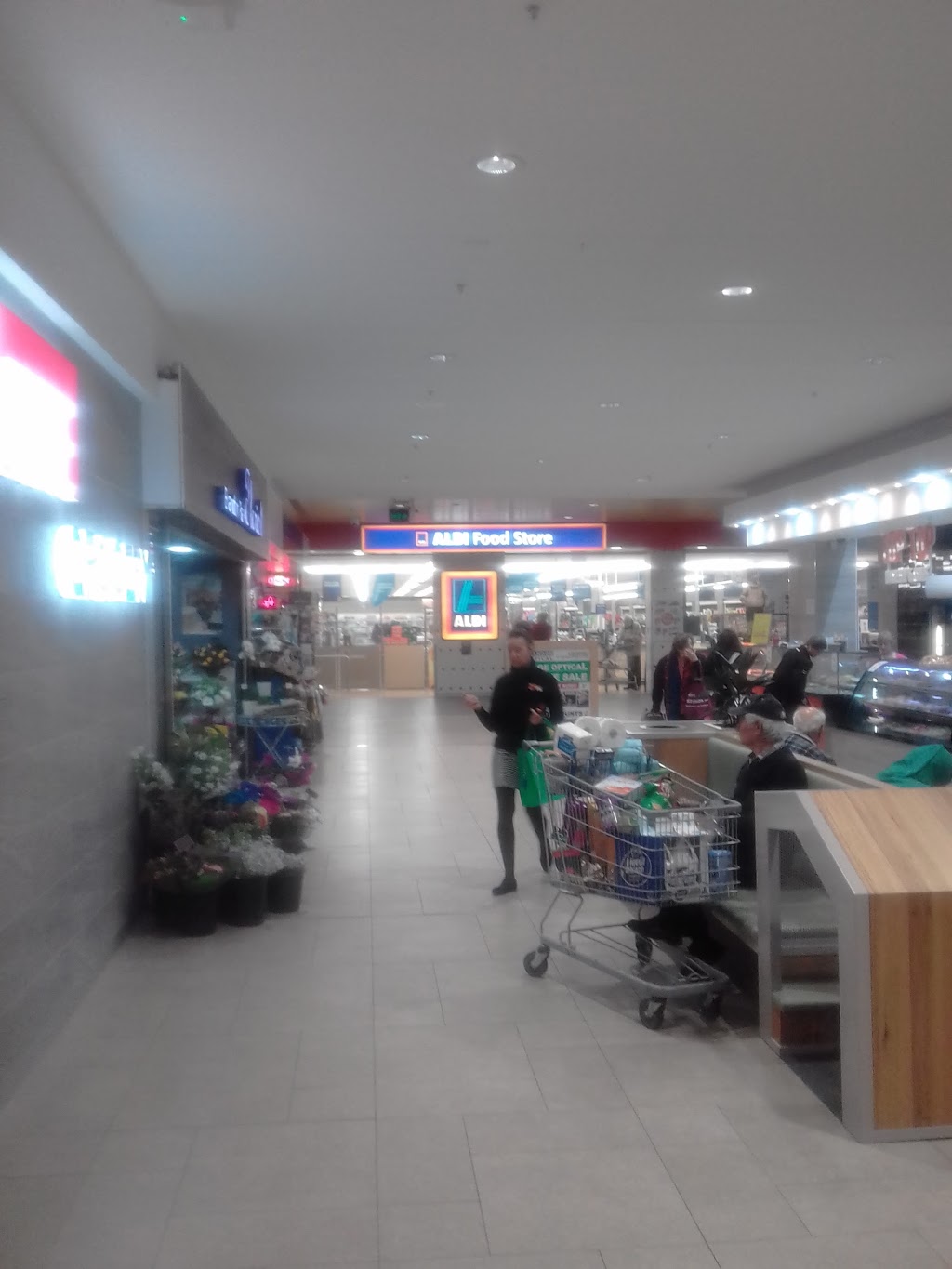 ALDI Brandon Park | supermarket | Springvale Rd, Wheelers Hill VIC 3170, Australia | 132534 OR +61 132534