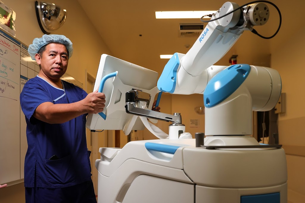Dr George Gayagay Orthopedic Surgeon | 13 Yalandra Court, West Albury NSW 2640, Australia | Phone: (02) 6059 0612