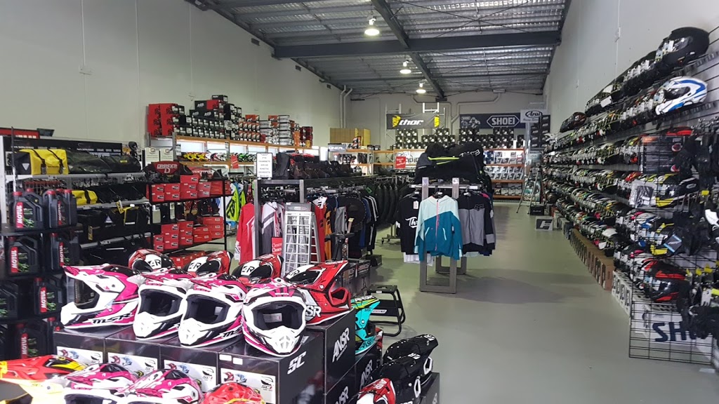 Moto Outlet - Motorcycle Gear | car repair | NOW ONLINE ONLY!, Unit 6/4 Old Pacific Hwy, Yatala QLD 4207, Australia | 0755769530 OR +61 7 5576 9530