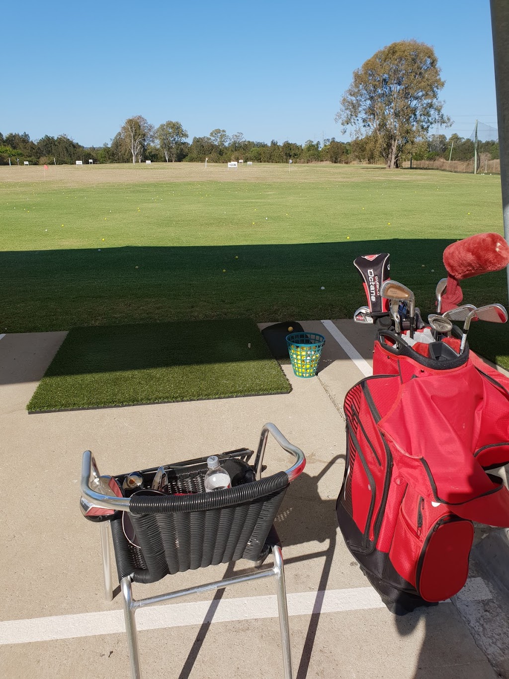 Oxley Golf Range | 1020 Oxley Rd, Oxley QLD 4075, Australia | Phone: (07) 3379 2078