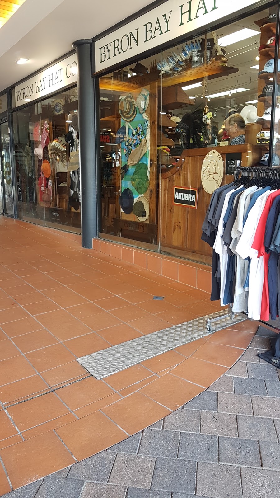 Byron Bay Hat Company | clothing store | 4 Jonson St, Byron Bay NSW 2481, Australia | 0266858357 OR +61 2 6685 8357