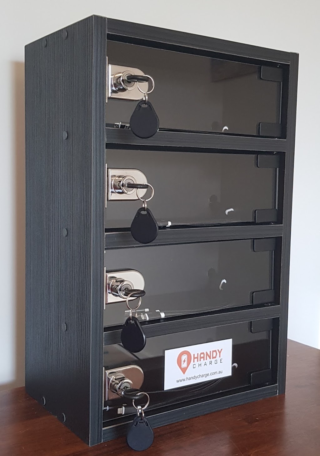 Handy Charge | 19 Hillview Rd, Victor Harbor SA 5211, Australia | Phone: 0432 045 507