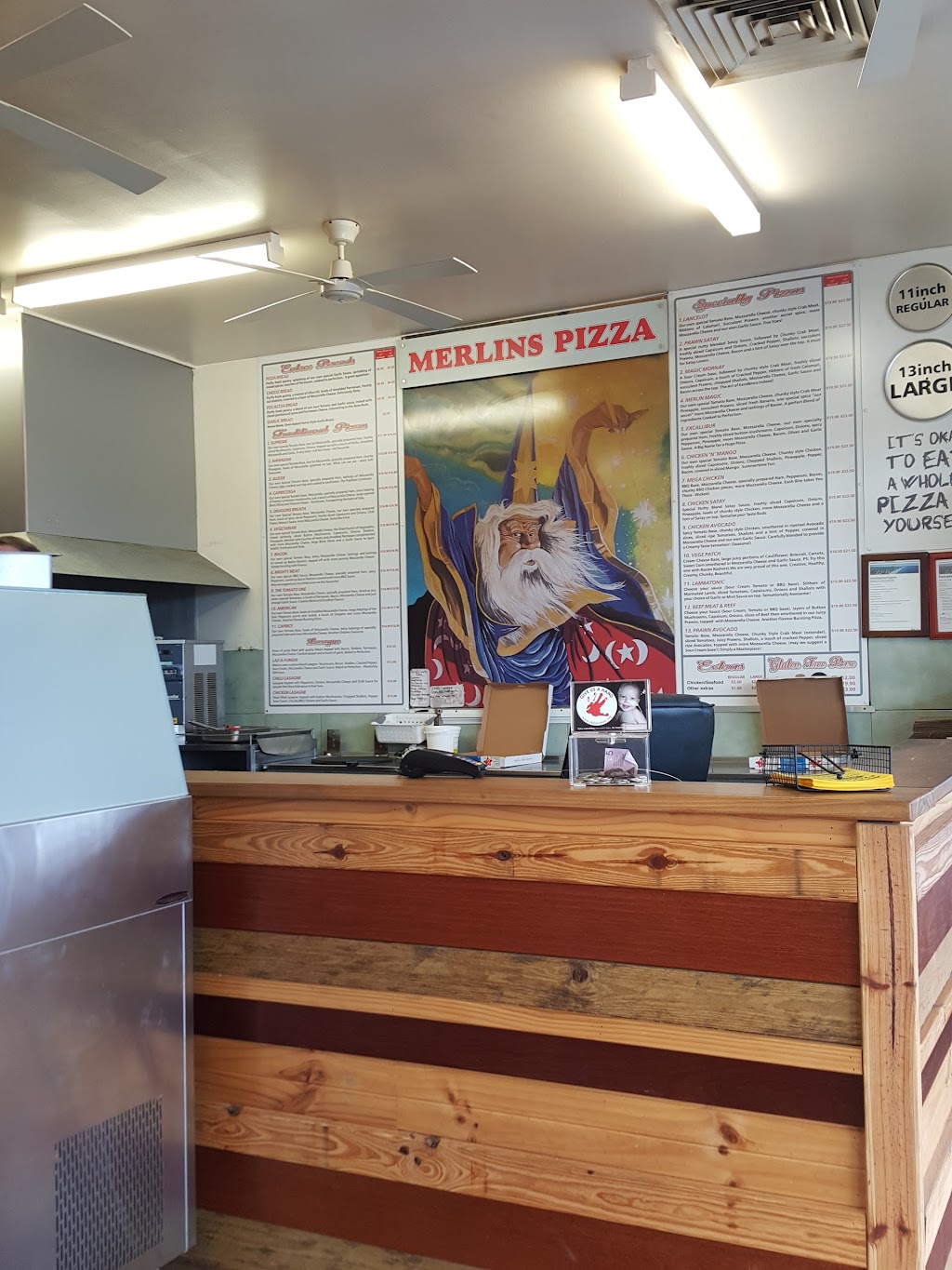 Merlins Pizzas Palm Beach | meal delivery | Shop 3/155 Nineteenth Ave, Elanora QLD 4221, Australia | 0755760122 OR +61 7 5576 0122