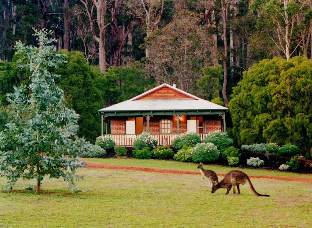 Karri Valley Chalets | lodging | 150 Hopgarden Rd, Beedelup WA 6260, Australia | 0897762018 OR +61 8 9776 2018