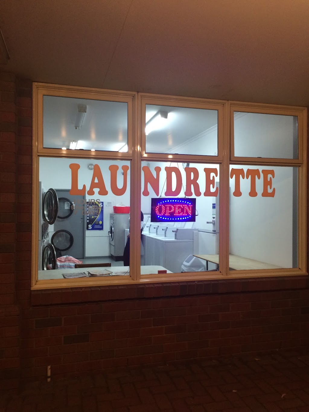 North Warrnambool Laundromat | laundry | 57 Mortlake Rd, Warrnambool VIC 3280, Australia