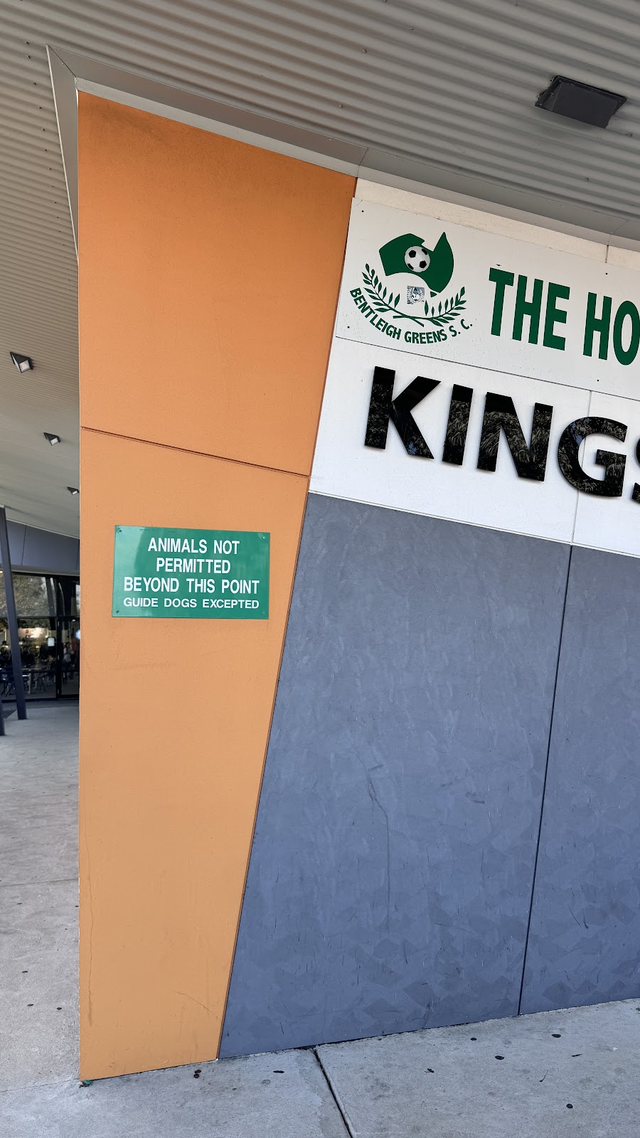 Bentleigh Greens Soccer Club "Pagkyprios" | 301-307 Centre Dandenong Rd, Cheltenham VIC 3192, Australia | Phone: (03) 9585 2282