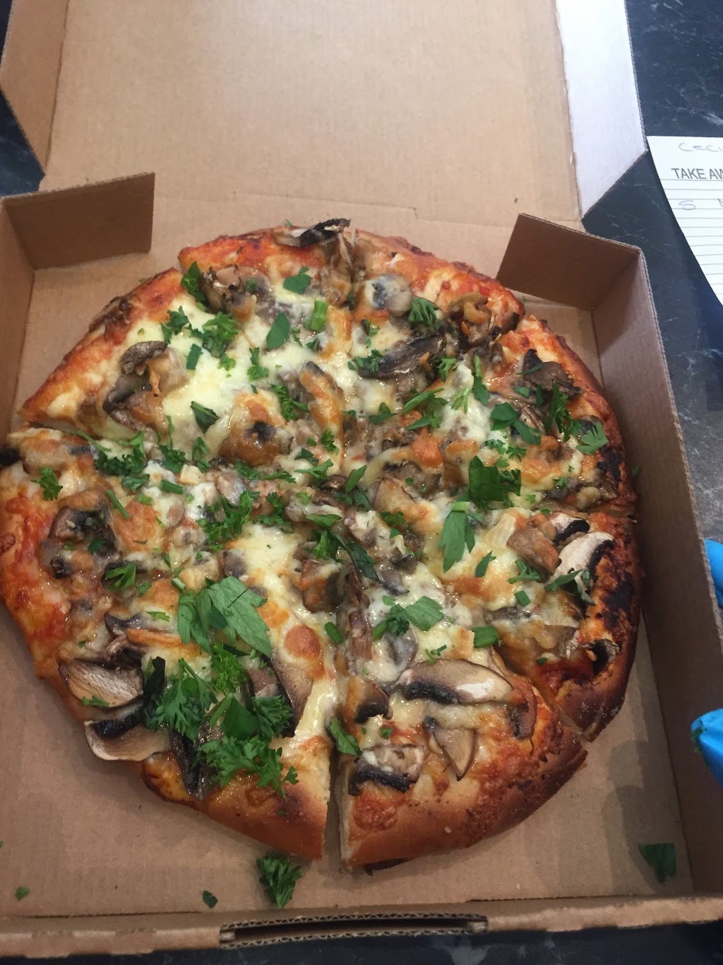 Heat woodfired pizza cafe | 21 Back River Rd, New Norfolk TAS 7140, Australia | Phone: (03) 6261 4446