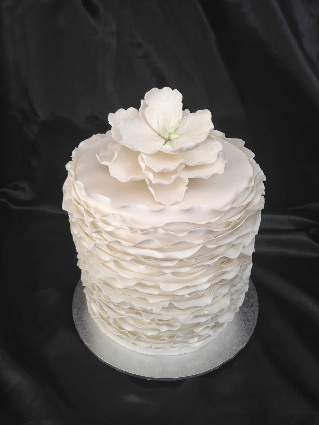 Angel Wedding Cakes | bakery | Willunga, Adelaide SA 5172, Australia | 0423030308 OR +61 423 030 308