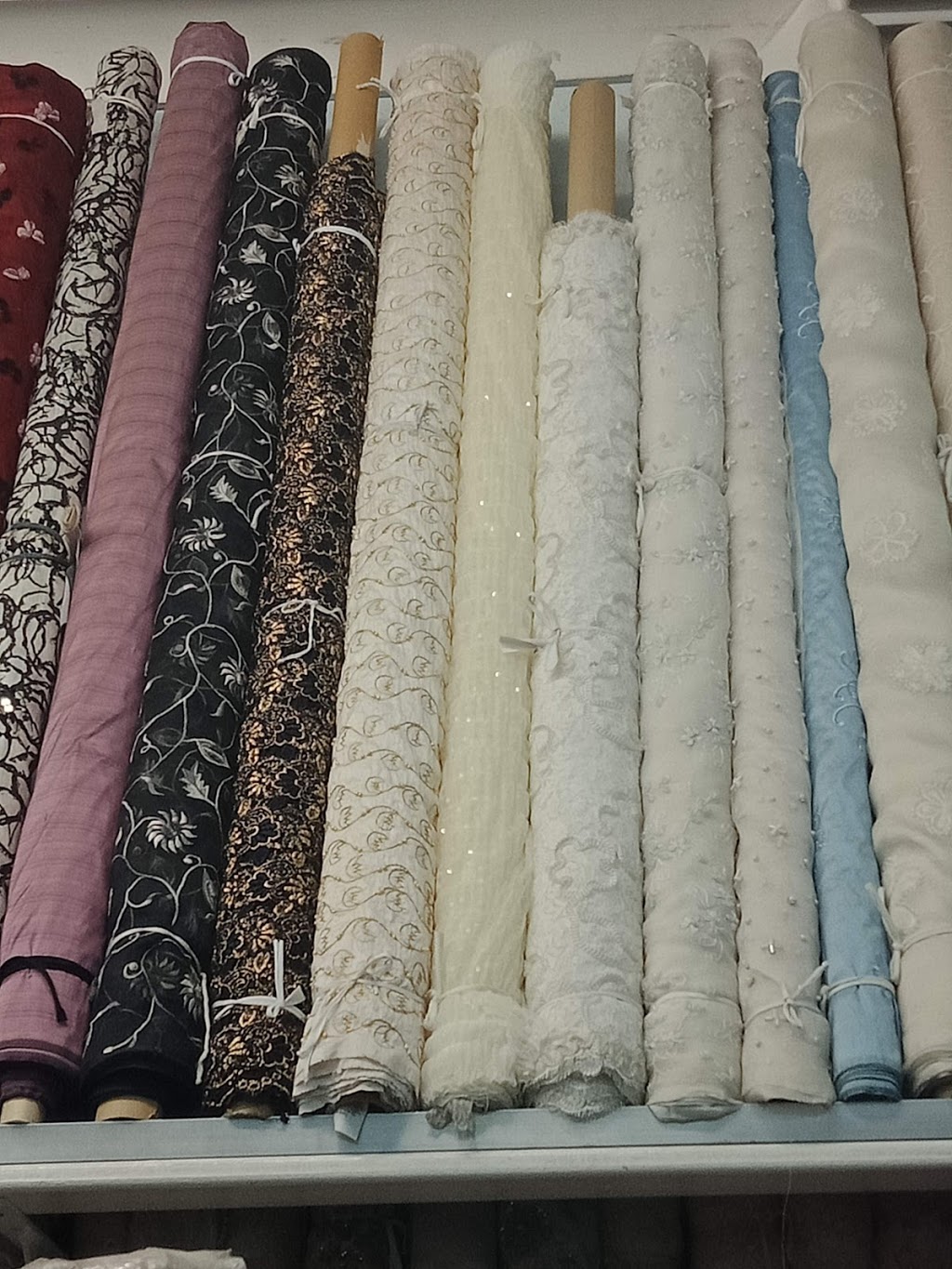 My Hung Fabrics | home goods store | 94A John St, Cabramatta NSW 2166, Australia | 0297273428 OR +61 2 9727 3428