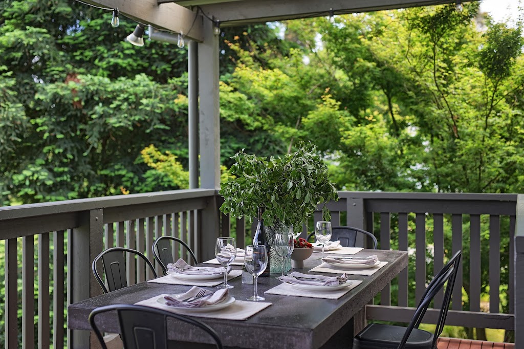 Gracemont Boutique Accommodation | 1B Lalors Ln, Healesville VIC 3777, Australia | Phone: 0415 711 116