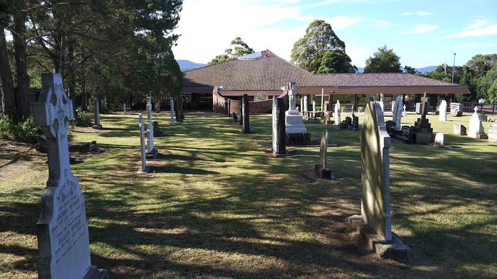 St Pauls Catholic Cemetery | cemetery | 251 Tongarra Rd, Albion Park NSW 2527, Australia