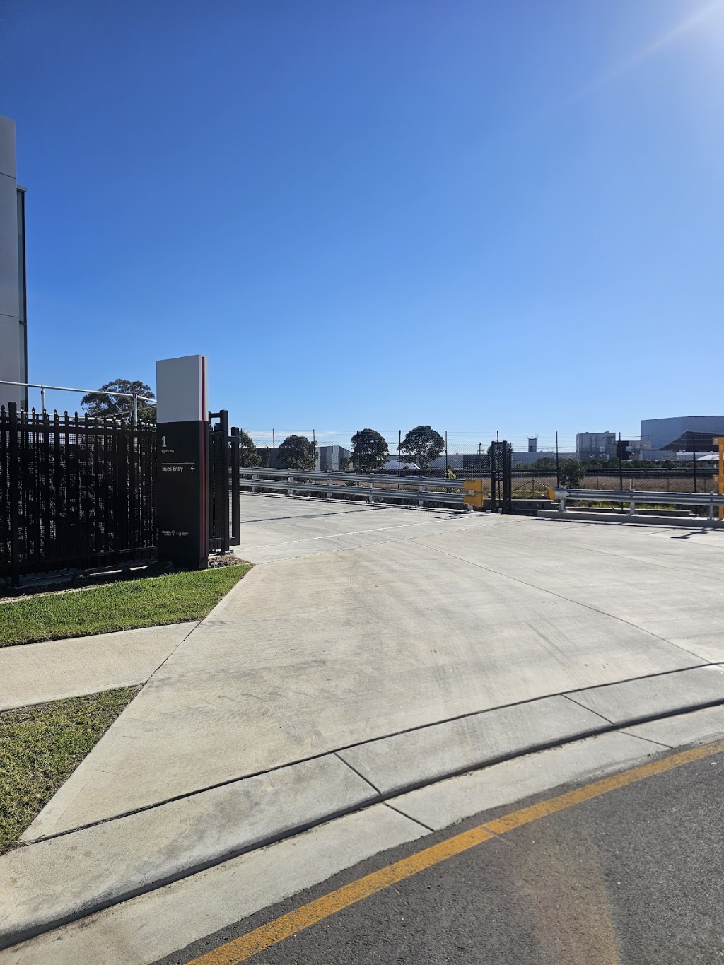 Allshelter Distribution Centre | 1 Ngurra Wy, Kemps Creek NSW 2178, Australia | Phone: 1800 908 888