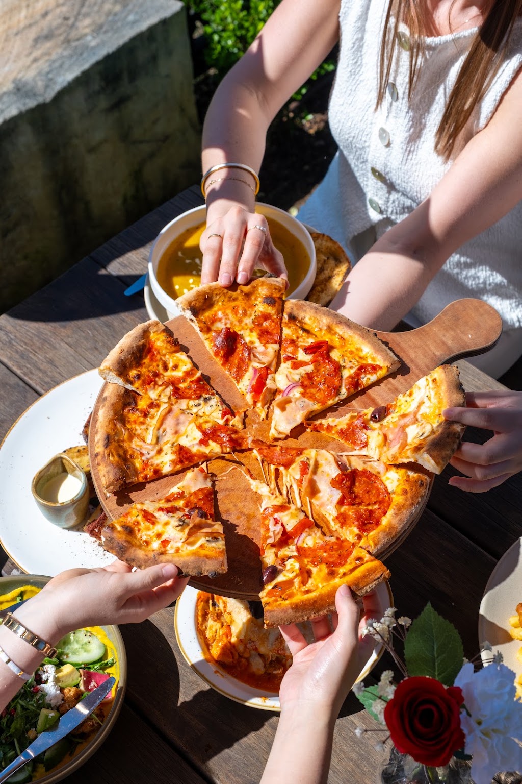 The Rustic Secret Garden | 1319 Mulgoa Rd, Mulgoa NSW 2745, Australia | Phone: (02) 9098 2207