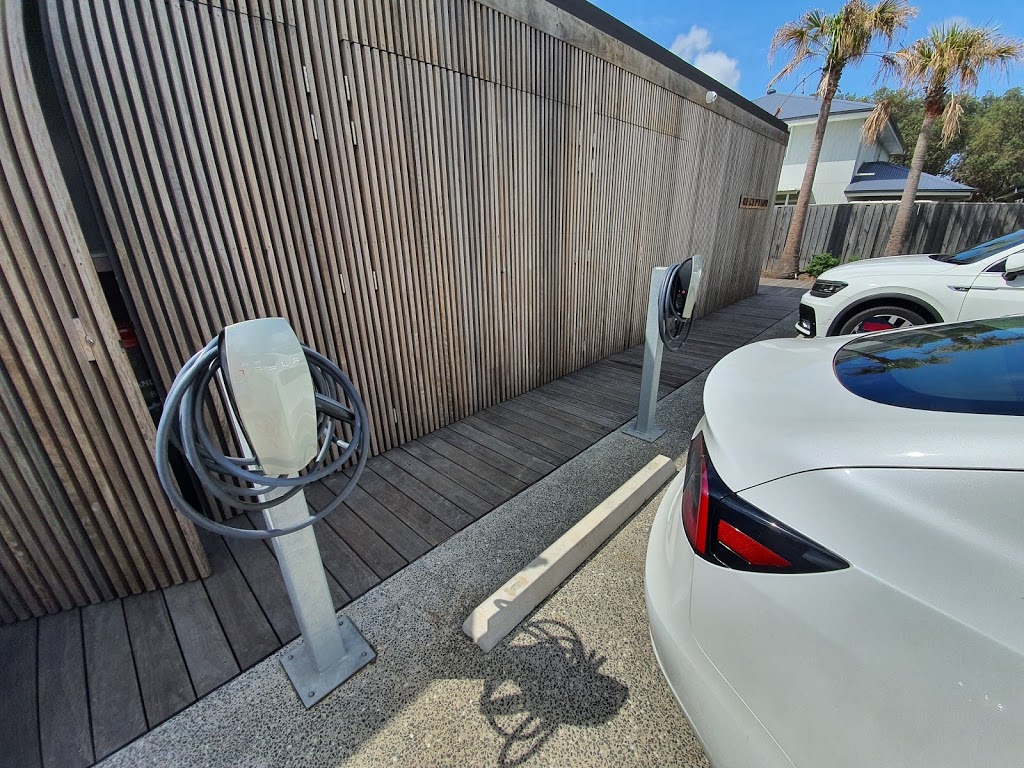 Tesla Destination Charger | 30 Staples St, Shoalhaven Heads NSW 2535, Australia | Phone: (02) 4448 7729