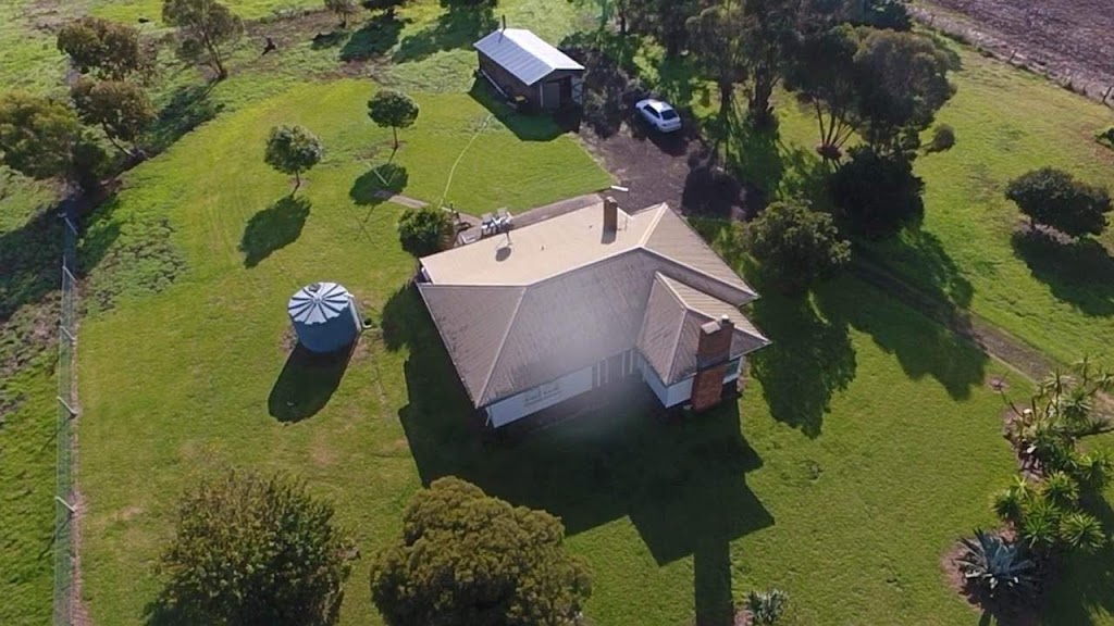 Rocklea Retreat | 1119 Cressy-Shelford Rd, Barunah Park VIC 3329, Australia | Phone: 0409 736 333