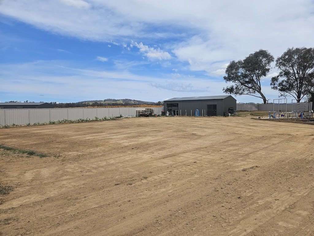 We dig ya bobcat service | 57 Jelbart Rd, Jindera NSW 2642, Australia | Phone: 0408 460 499