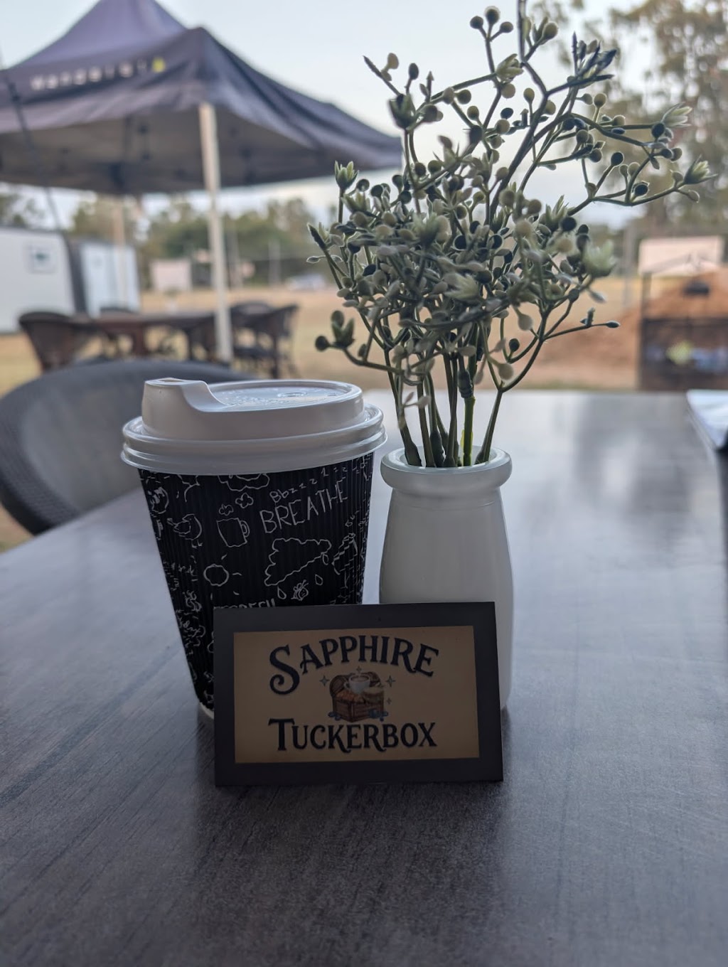 Sapphire Tuckerbox | 9 Rockhound Rd, Sapphire Central QLD 4702, Australia | Phone: 0437 348 555