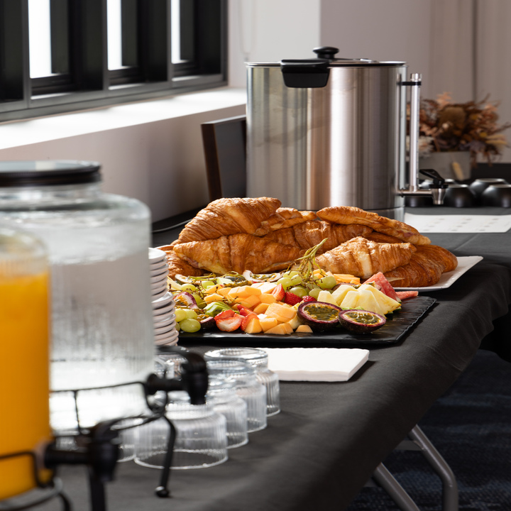 VIKA Events | 766 Pacific Parade, Currumbin QLD 4223, Australia | Phone: (07) 5534 2932