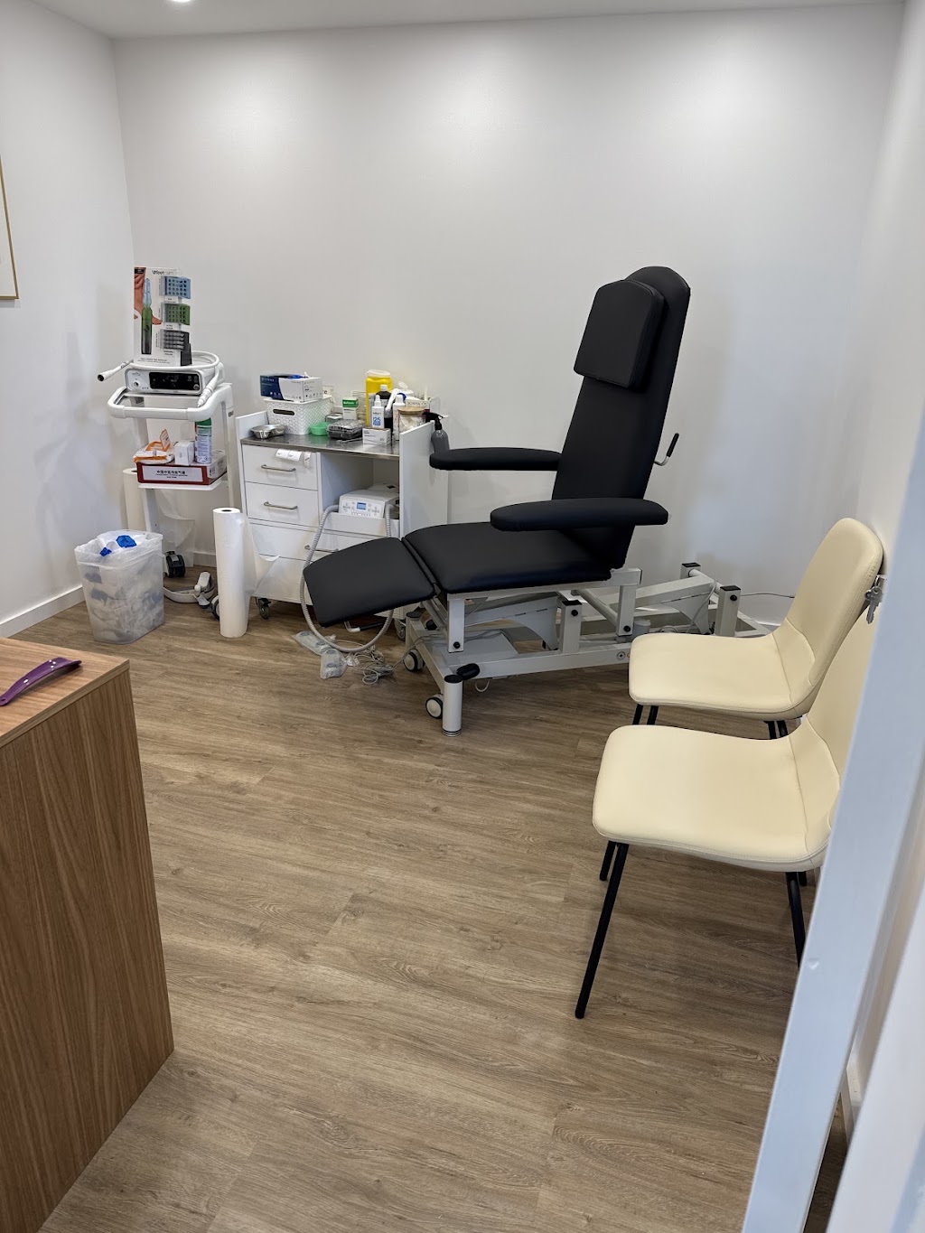 MediFeet Clinic - Castle Hill Podiatry | 1 Tuckwell Rd, Castle Hill NSW 2154, Australia | Phone: (02) 8840 8734