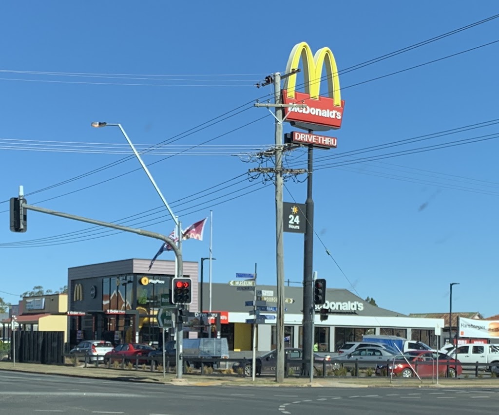 McDonalds Kingaroy | meal takeaway | 209 Haly St, Kingaroy QLD 4610, Australia | 0741627655 OR +61 7 4162 7655