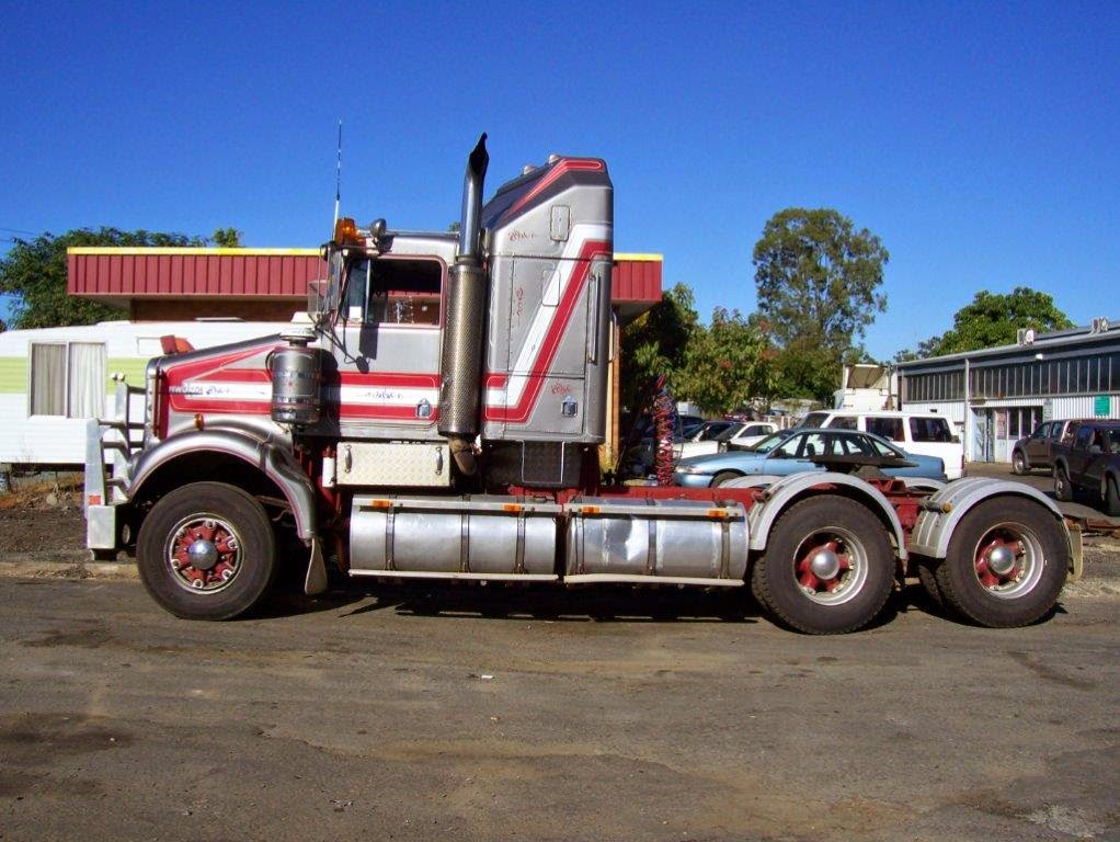 Big Truck Workshop | moving company | 32 Airy St, Wacol QLD 4076, Australia | 0733755565 OR +61 7 3375 5565