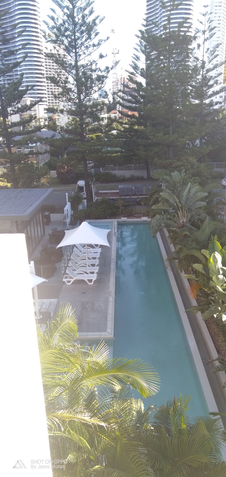 Island Beach Resort | Holiday Accommodation Gold Coast | 9-13 Margaret Ave, Broadbeach QLD 4218, Australia | Phone: (07) 5592 4112