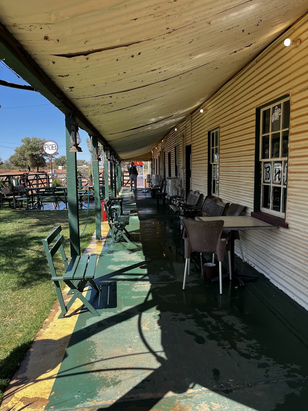 Royal Mail Hotel | 9 Archernar St, Hungerford QLD 4493, Australia | Phone: (07) 4655 4093