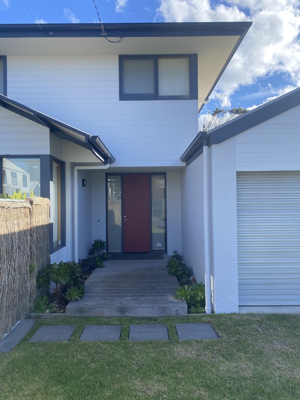 Turning Heads Painting | 18 Barwon Terrace, Barwon Heads VIC 3227, Australia | Phone: 0411 685 887