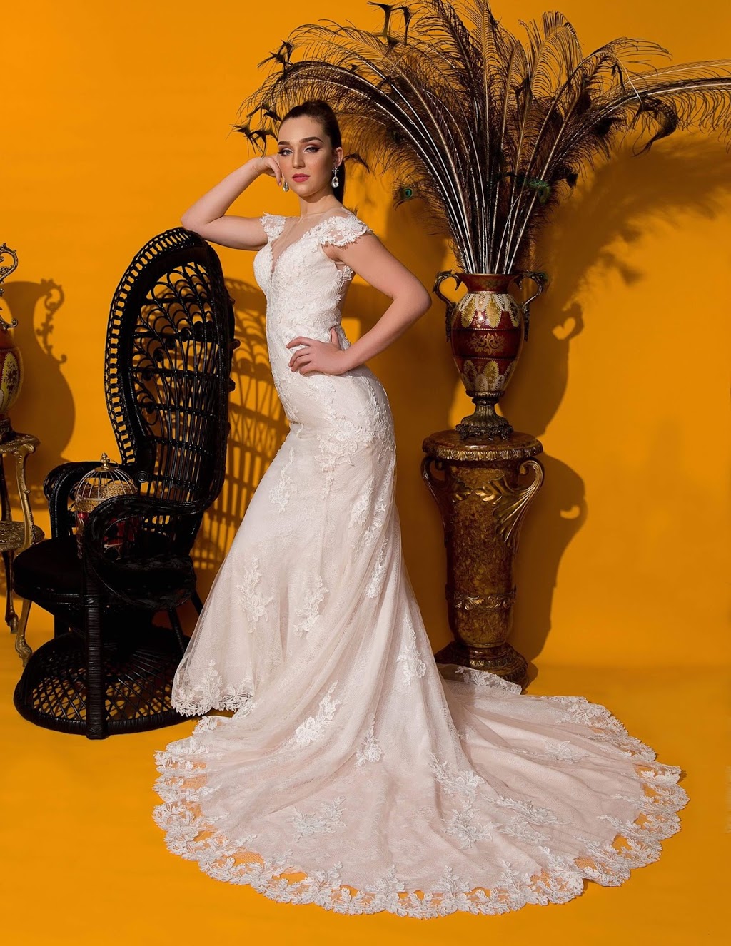 Bella E La Bestia Bridal | clothing store | 10/18 Sloane St, Maribyrnong VIC 3032, Australia | 1800997888 OR +61 1800 997 888