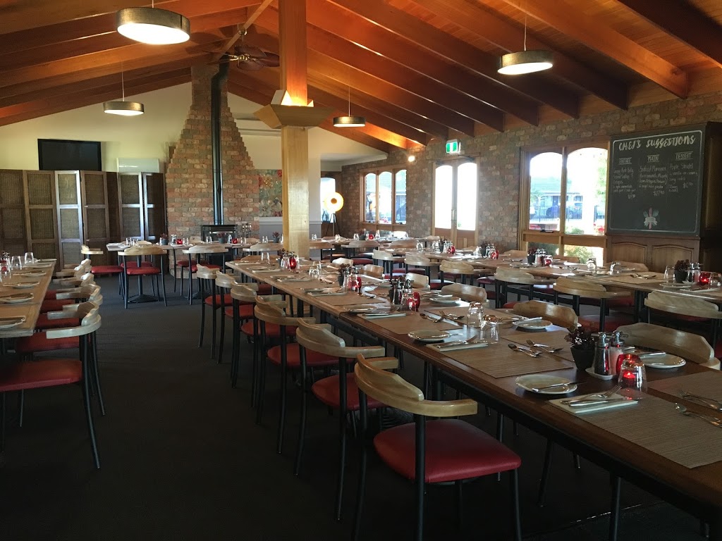Clancys Restaurant | restaurant | 7 Eunony Bridge Rd, East Wagga Wagga NSW 2650, Australia | 0269227374 OR +61 2 6922 7374