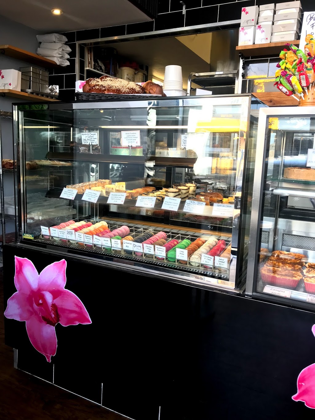 Moi by Fabrice Patisserie Fine | bakery | Shop 1/259-279 Bay St, Brighton VIC 3186, Australia | 0395961794 OR +61 3 9596 1794