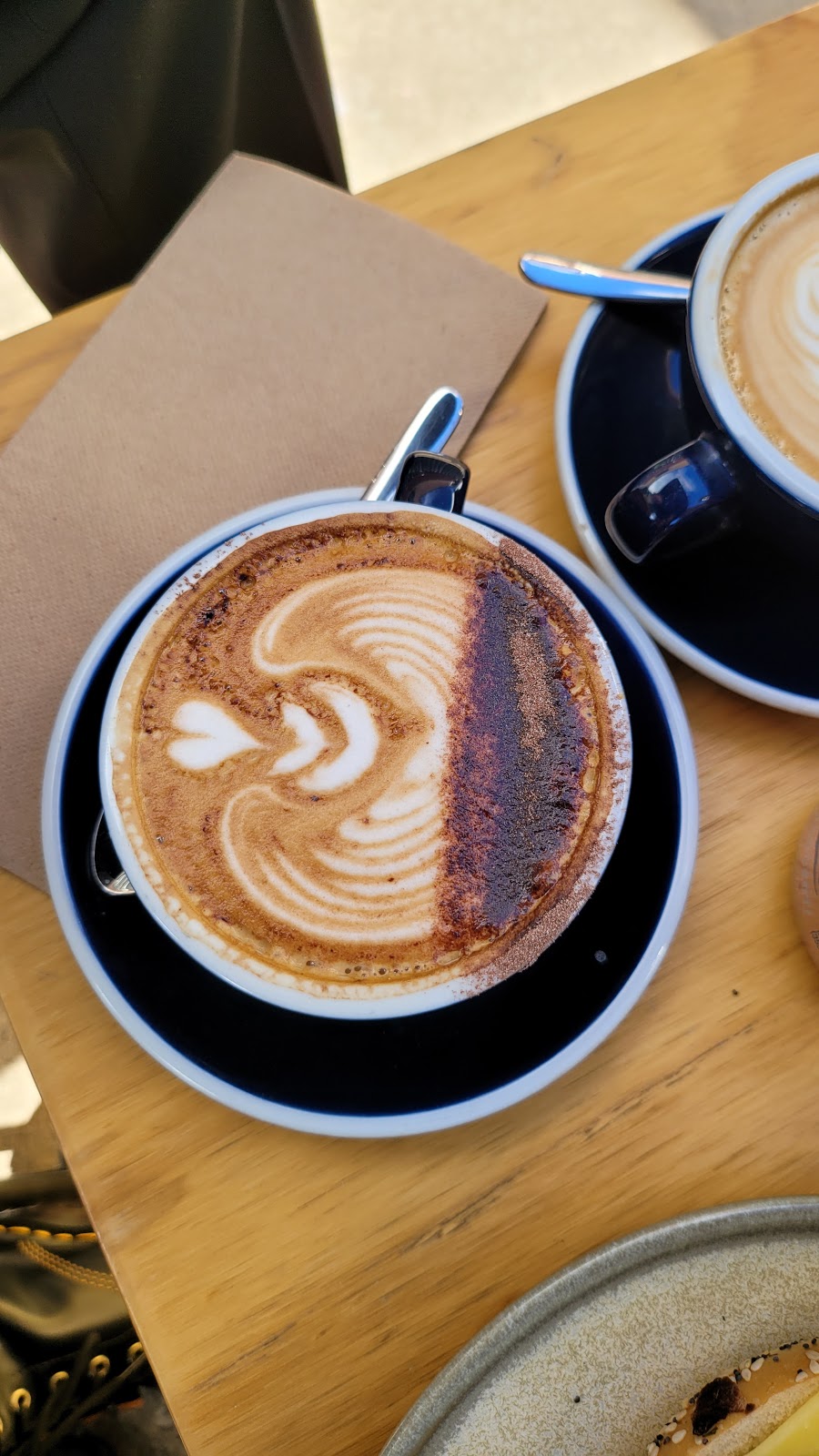 Migrant Coffee | cafe | 3/576 Barkly St, West Footscray VIC 3012, Australia | 0370128809 OR +61 3 7012 8809