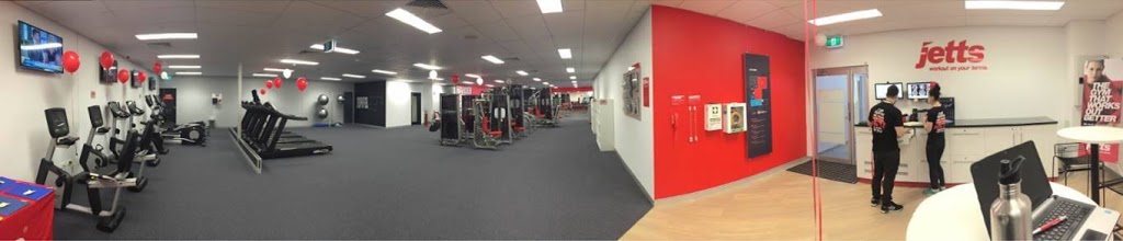 Jetts Fitness Gregory Hills | spa | 2 Holborn Circuit, Gledswood Hills NSW 2557, Australia | 0246477333 OR +61 2 4647 7333