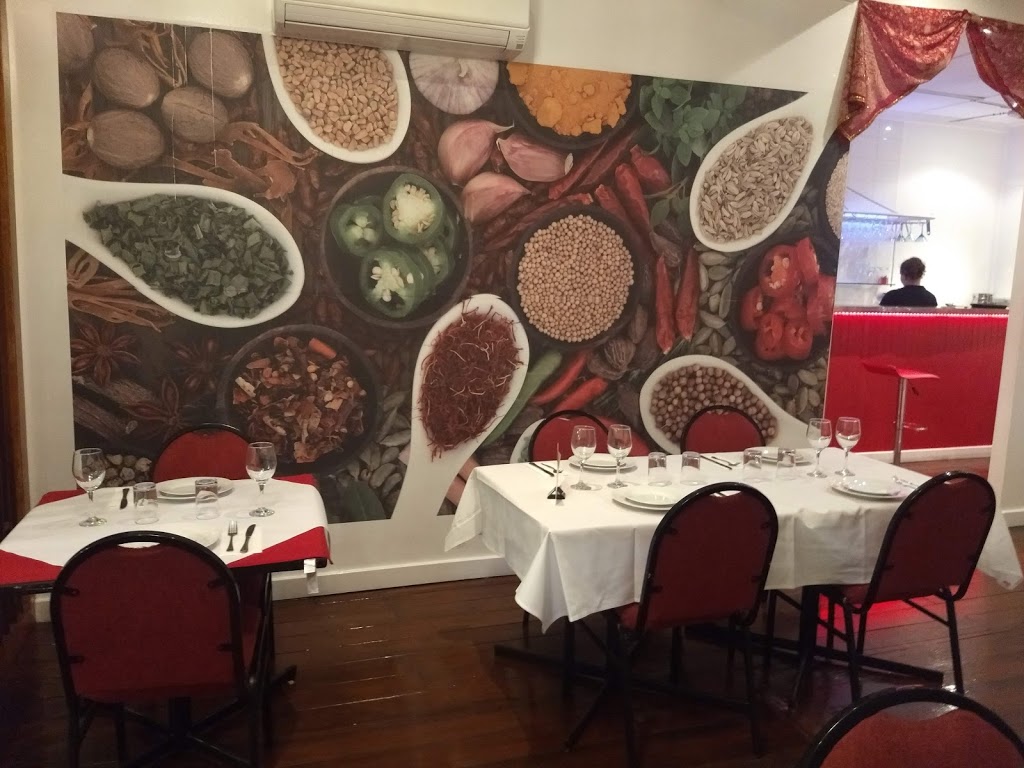 Royal Spoon | restaurant | 17 Belmore Rd, Lorn NSW 2320, Australia | 0249344985 OR +61 2 4934 4985