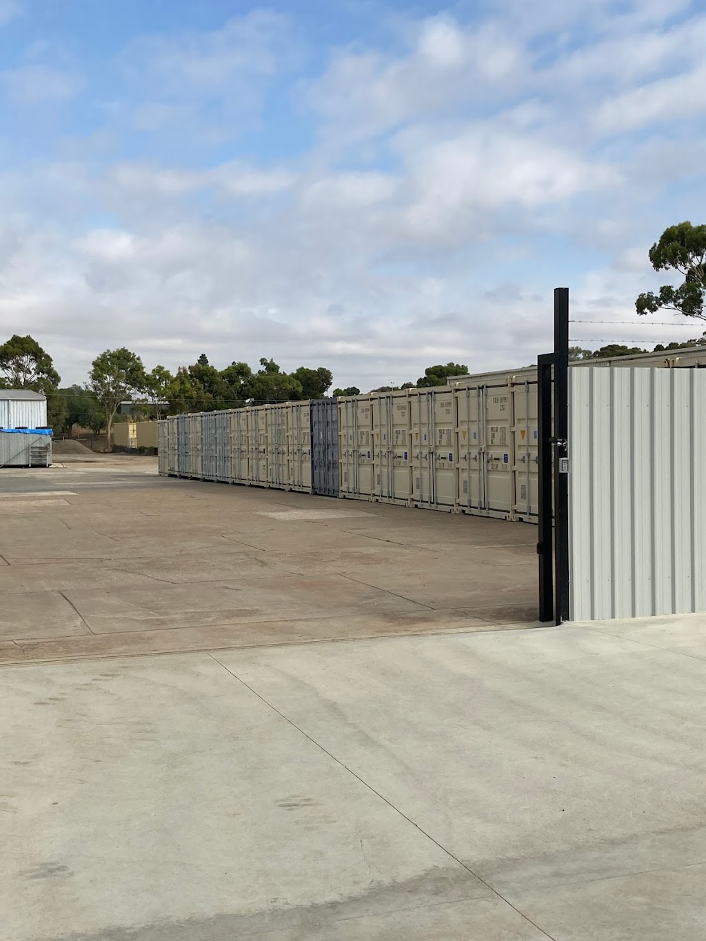 Paxton Street Self Storage | 4 Paxton St, Willaston SA 5118, Australia | Phone: 0400 817 060